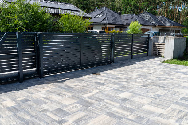 Best Decorative Driveway Pavers  in Staunton, IL